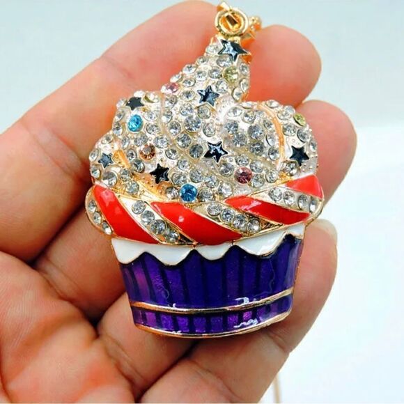 Adorable Purple Ice Cream Pendant Necklace NWOT - Picture 1 of 3